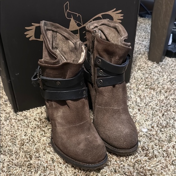 Freebird Blaze leather Brown and Black Heeled Boots size 8 - Picture 4 of 8